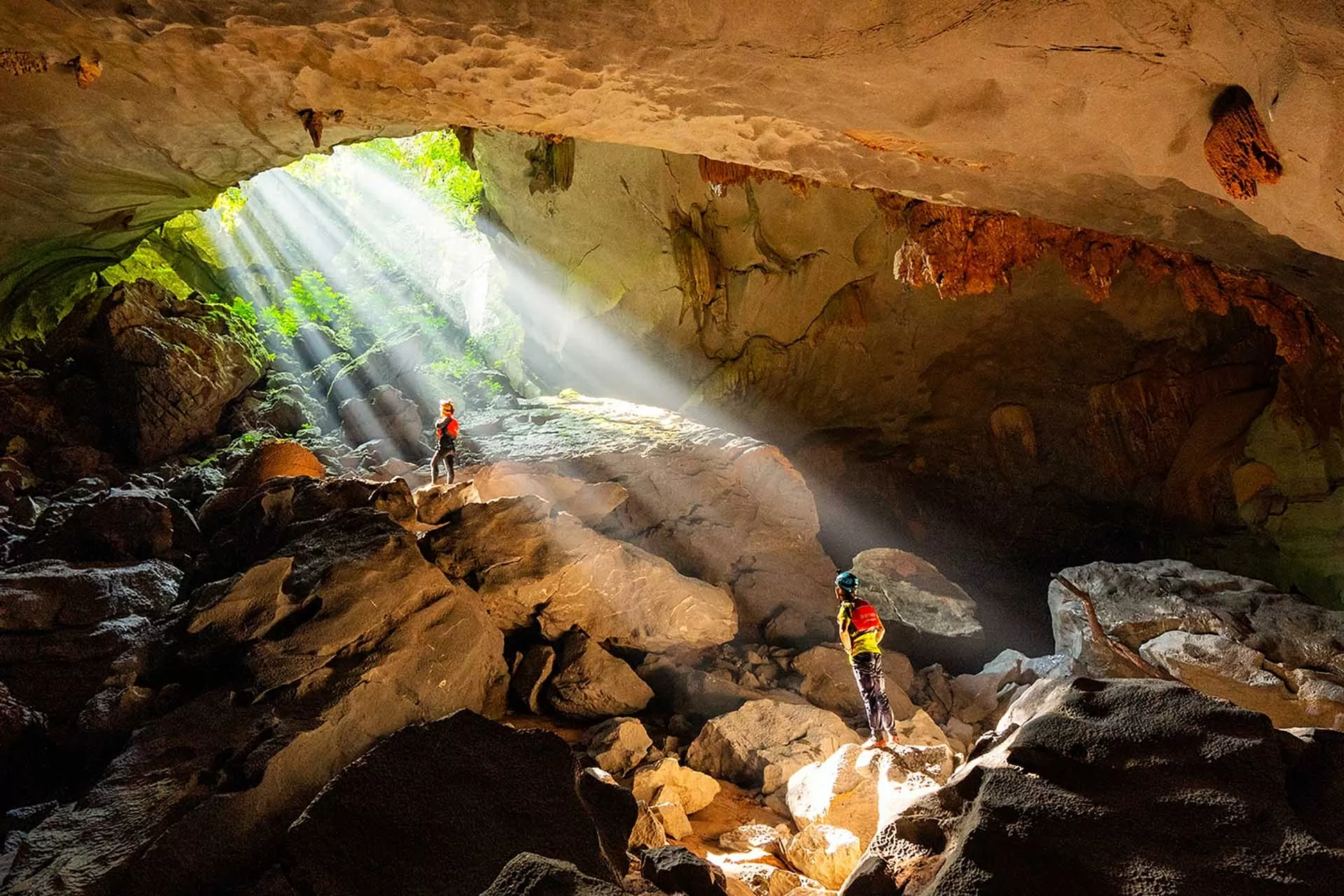 Nhiều tour du lịch mạo hiểm hấp dẫn du lịch tại Vườn quốc gia Phong Nha - Kẻ Bàng.