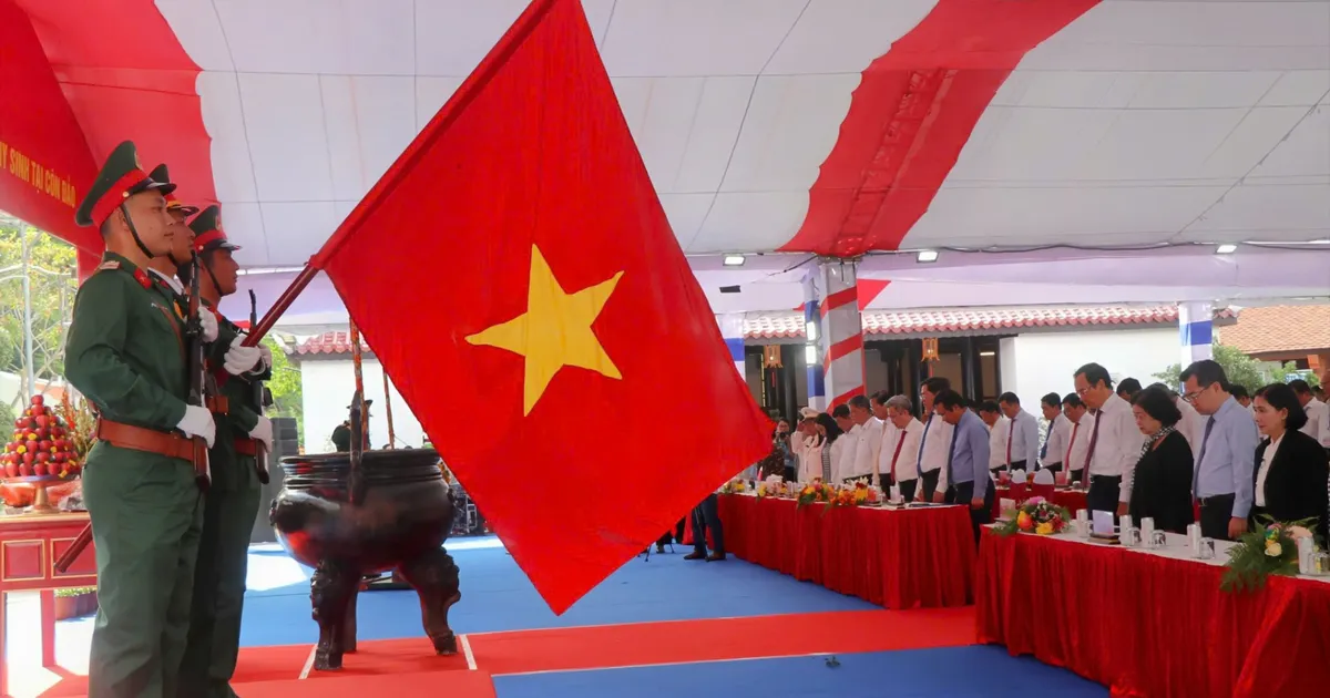 Memorial ceremony for heroic martyrs and patriots who sacrificed their lives in Con Dao