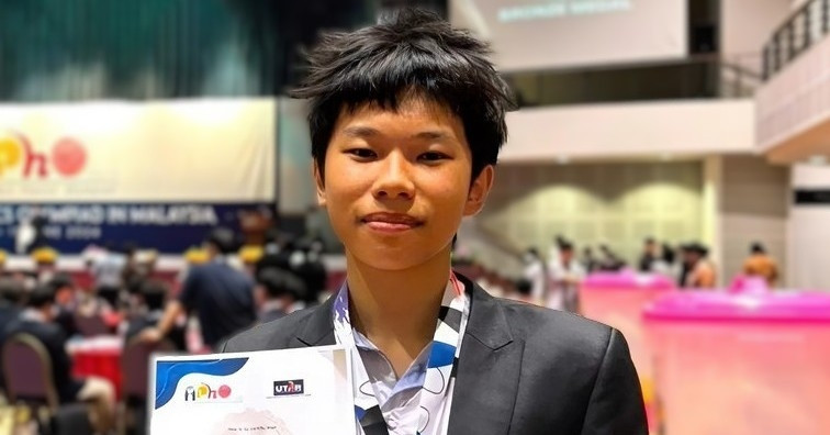 Nam sinh Nghệ An 'ẵm trọn' 2 Huy chương Vàng Olympic trong cùng 1 năm