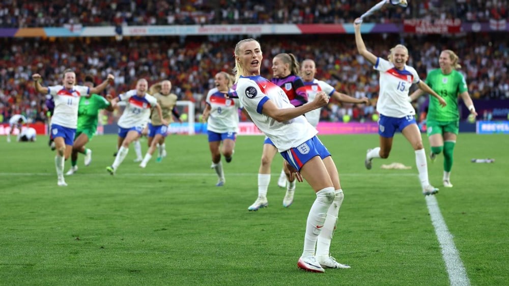 ក្រុមនារីអង់គ្លេសឈ្នះ Euro 2025 បន្ទាប់ពីប្រកួតចុងក្រោយជាមួយអេស្ប៉ាញ - រូបថត ១