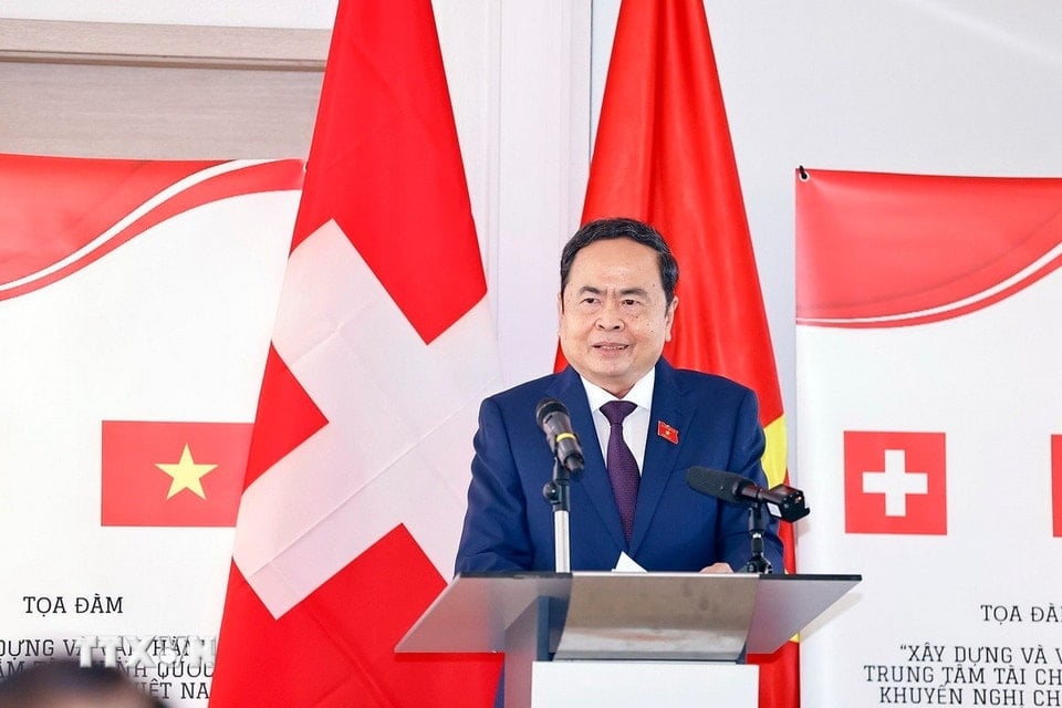2807-chu-tich-quoc-hoi-3.jpg
