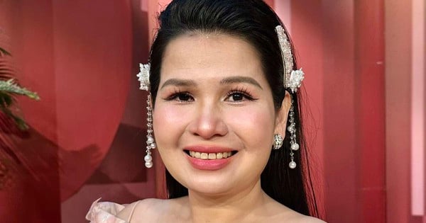 NSND Hồ Ngọc Trinh trải lòng về hướng đi mới cải lương "Vàm Cỏ"