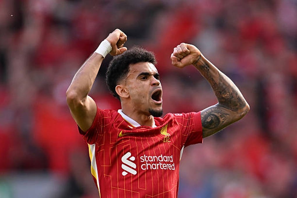 Bayern Munich chiêu mộ ngôi sao Liverpool với mức giá kỷ lục - 1