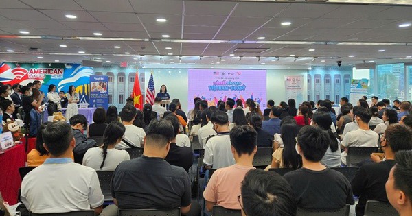 Gia hạn visa Mỹ: Thông báo quan trọng dành cho du học sinh từ ngày 2-9