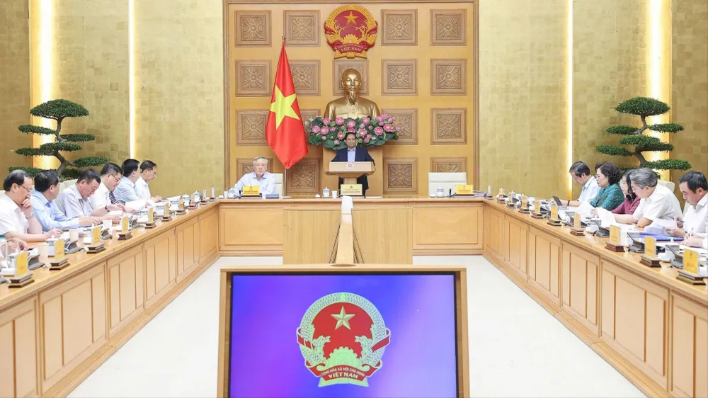 នាយករដ្ឋមន្ត្រី Pham Minh Chinh បានធ្វើជាអធិបតីសន្និសីទ។ រូបថត៖ VIET Chung