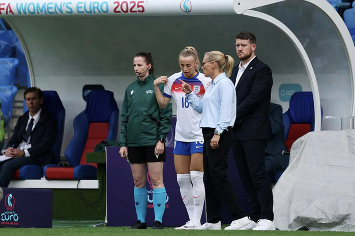 Chloe Kelly: Hành trình từ bóng đá đường phố đến biểu tượng Euro- Ảnh 9.