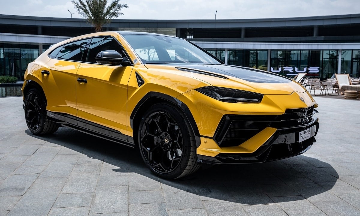 Lamborghini's step back in electric car production strategy