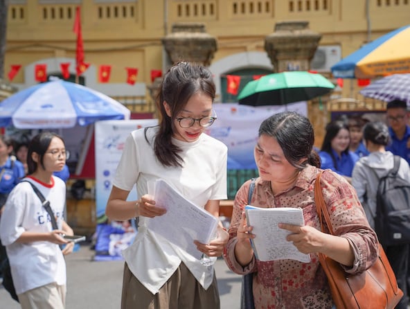 17 giờ hôm nay, 28.7 là hạn cuối để thí sinh đăng ký, điều chỉnh nguyện vọng xét tuyển đại học trên Hệ thống tuyển sinh chung của Bộ GDĐT.