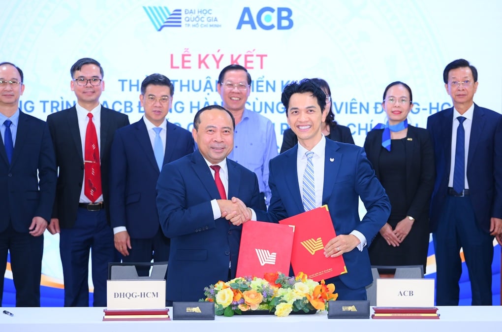 ACB phối hợp Đại học quốc gia TPHCM triển khai chương trình đồng hành cùng sinh viên - 1