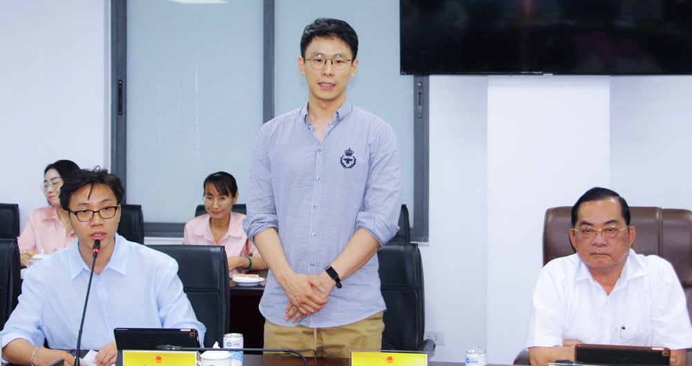 លោក Chen Wei Xu អគ្គនាយកក្រុមហ៊ុន Luckhaha Holdings បានបង្ហាញពីតម្រូវការសម្រាប់កិច្ចសហប្រតិបត្តិការនៅក្នុងកិច្ចប្រជុំ។