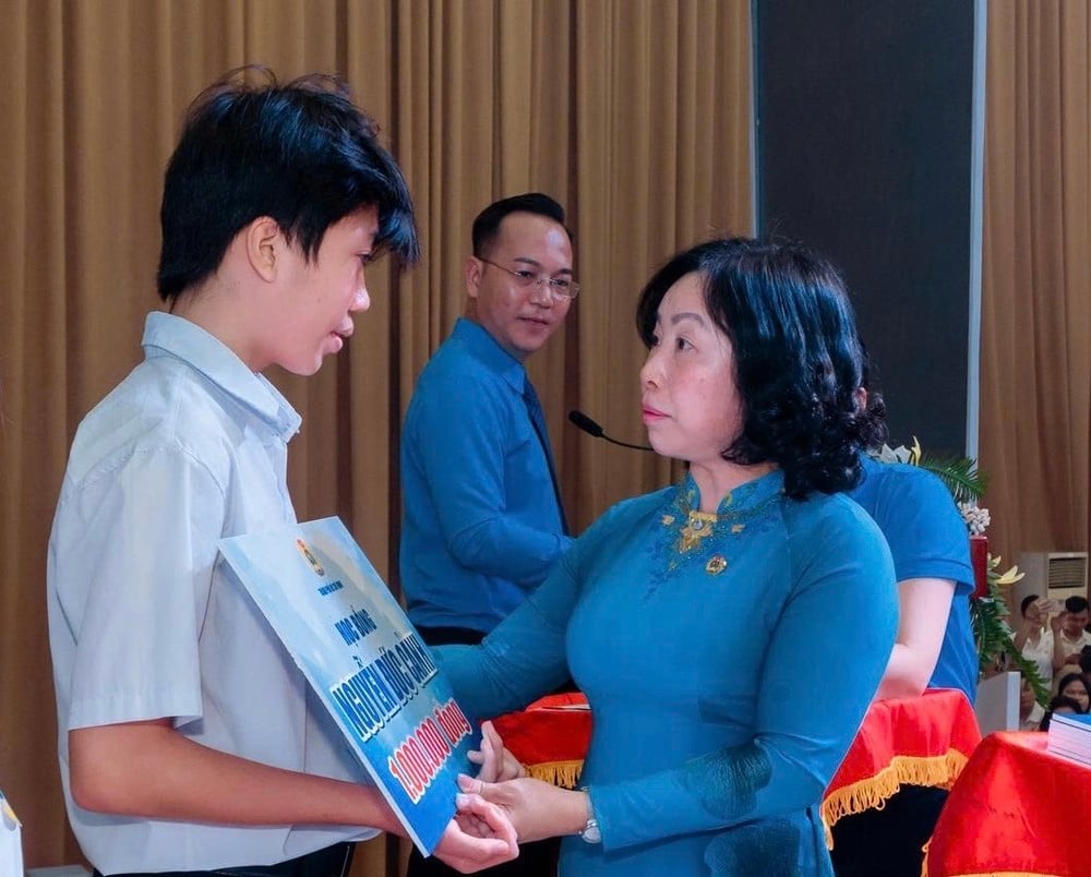học bổng Nguyễn Đức Cảnh (3).jpg
