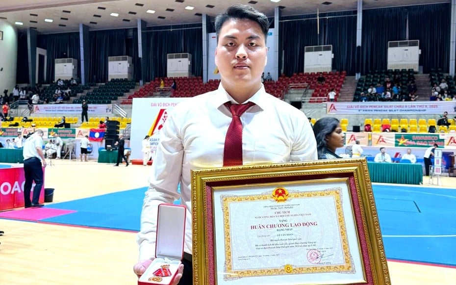 Từ cậu bé mê game đến nhà vô địch thế giới 4 lần, nhận Huân chương Lao động hạng Nhất - ảnh 1