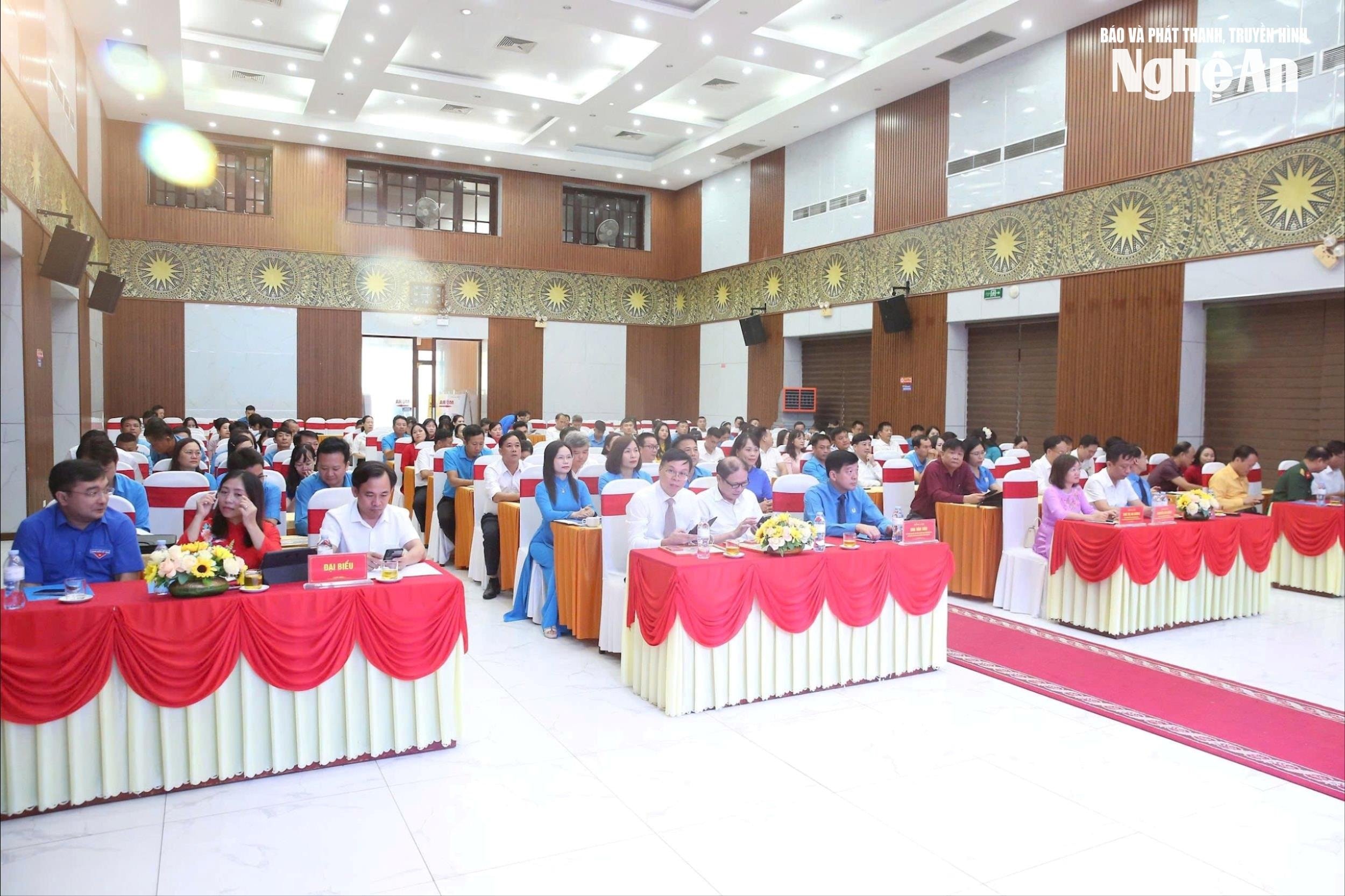 bna_duong-cong-doan-co-so-lam-tot-thoa-uoc-lao-dong-tap-the-anh-diep-thanh00008-58d2da67221cfa3a78faf57f92a84943(1).jpg