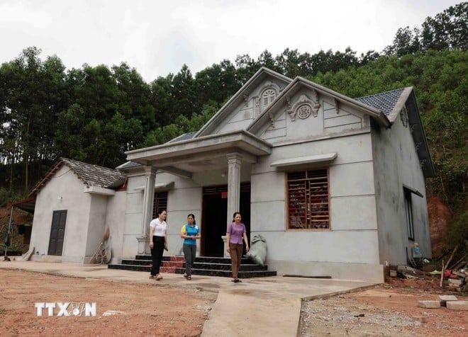 Thái Nguyên về đích sớm chương trình xóa nhà tạm, nhà dột nát. (Ảnh: Trần Việt/TTXVN)