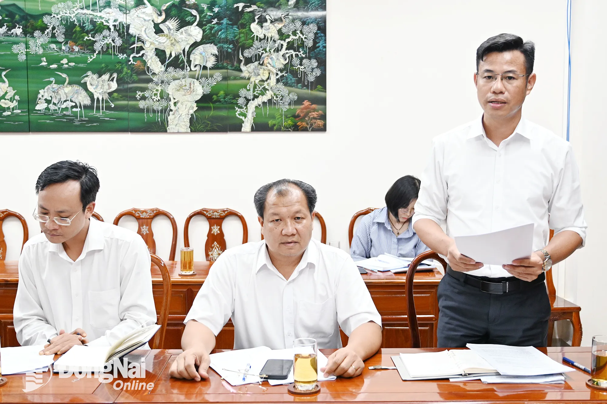 Đại diện lãnh đạo Sở Văn hóa, Thể thao và Du lịch báo cáo tại buổi làm việc. Ảnh: Quốc Việt