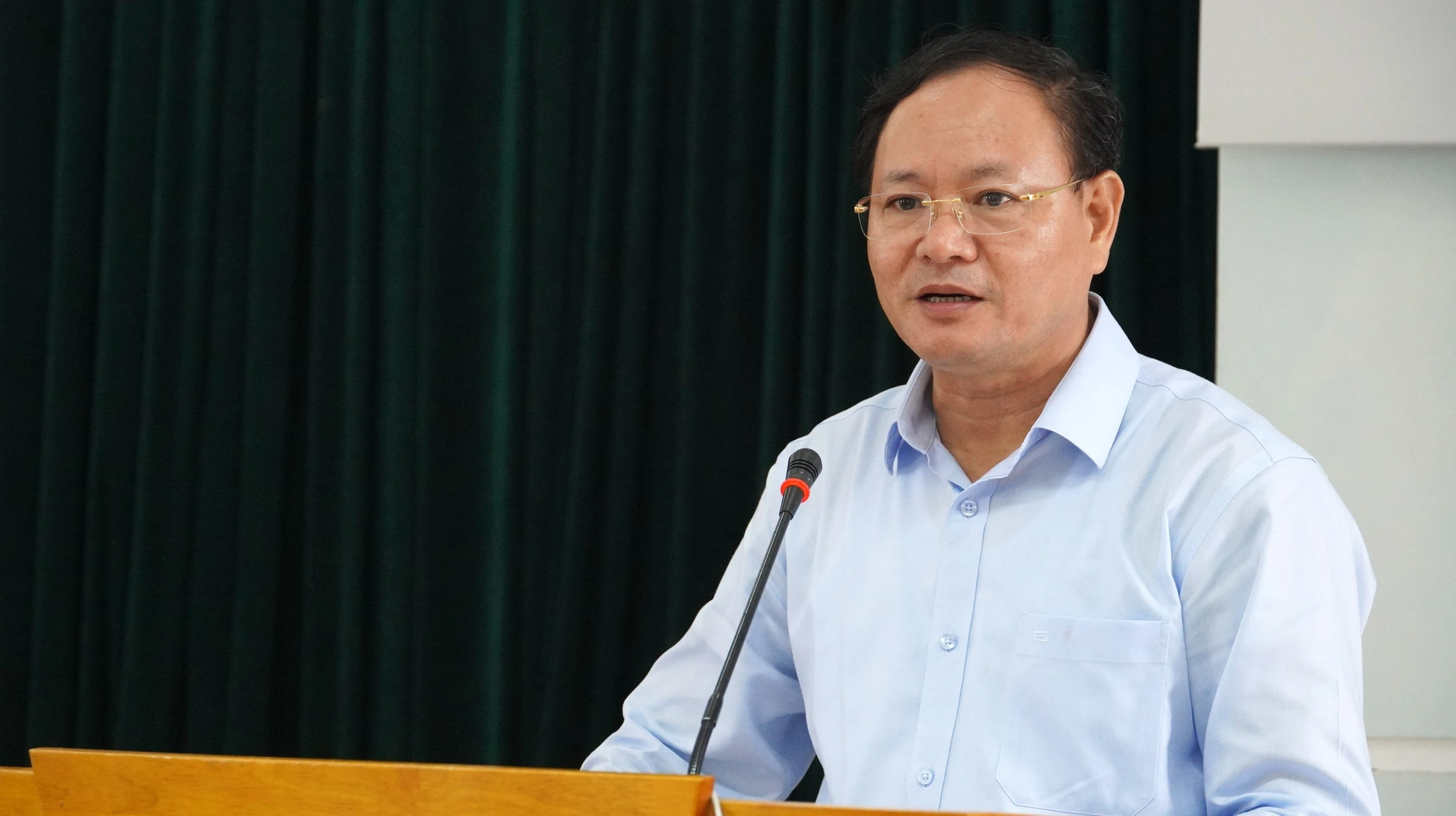 Thứ trưởng Lê Minh Ngân làm việc với Sở Nông nghiệp và Môi trường Quảng Trị
