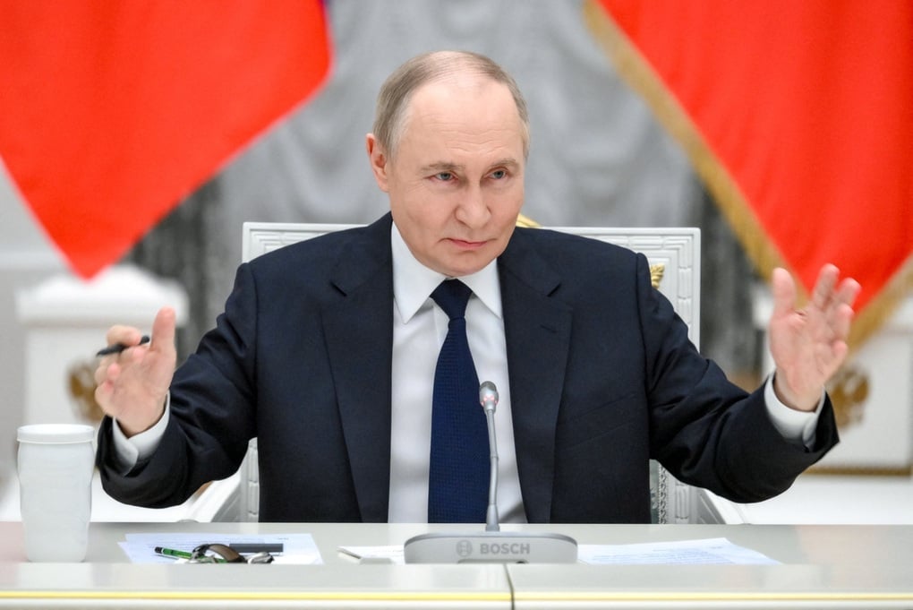 Kinh tế Nga ghi nhận loạt báo động đỏ, Moscow đã ngấm đòn trừng phạt? - 1
