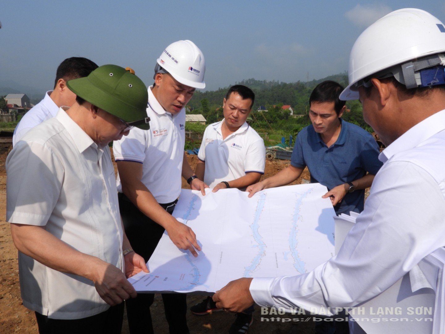 Đại diện nhà thầu