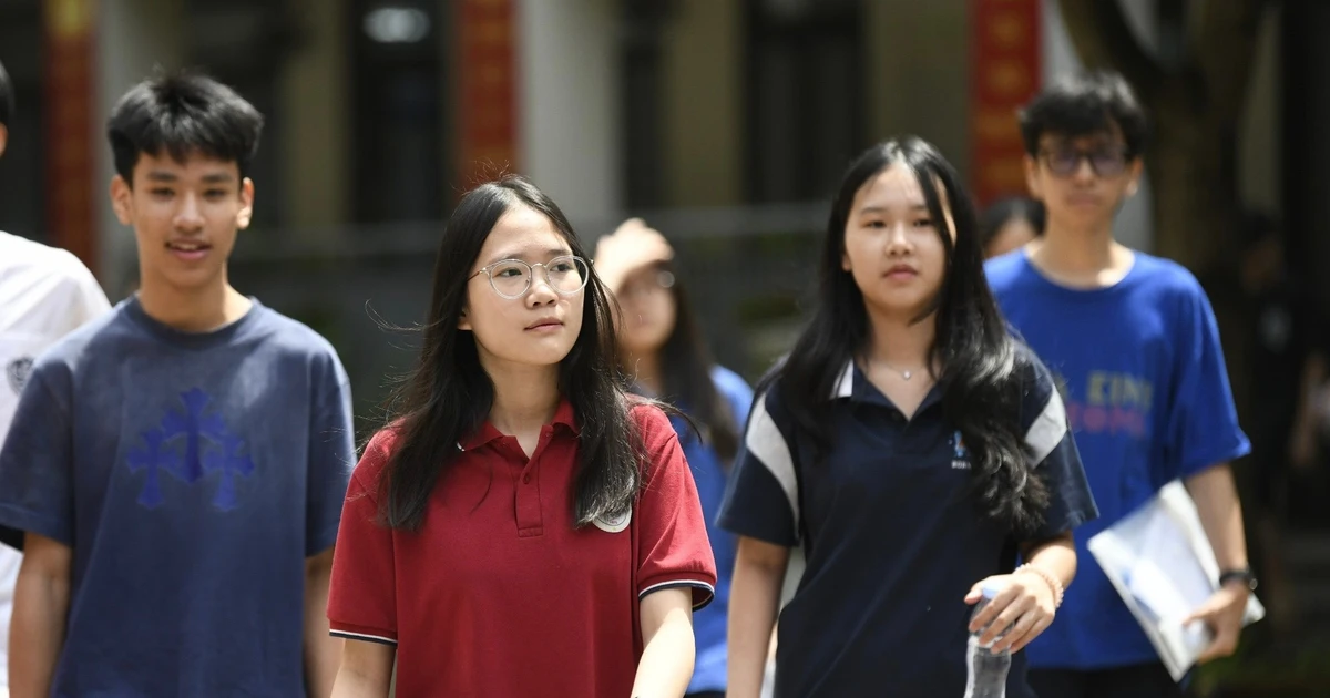 Giữa 'ma trận' quy đổi điểm, thí sinh bối rối đặt nguyện vọng, chuyên gia khuyên gì?