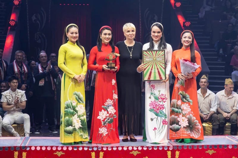 Xiếc Việt thắng lớn tại Liên hoan nghệ thuật Xiếc quốc tế -0