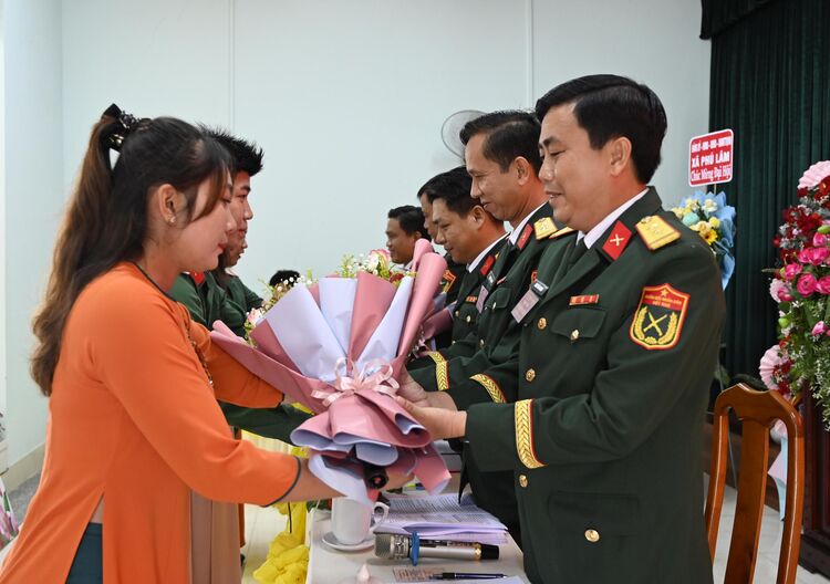 เสร็จสิ้นการประชุมใหญ่พรรครากหญ้าของคณะกรรมการพรรคทหารจังหวัด