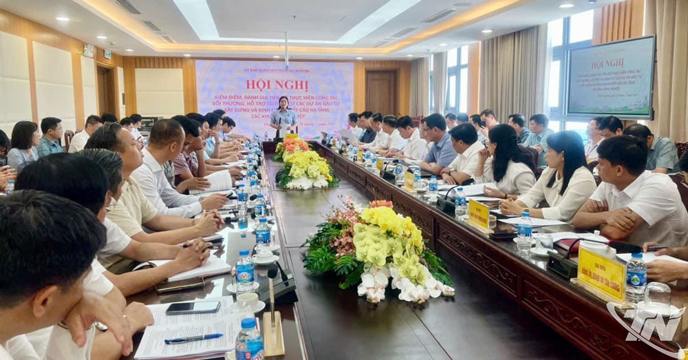 Các đại biểu dự Hội nghị.
