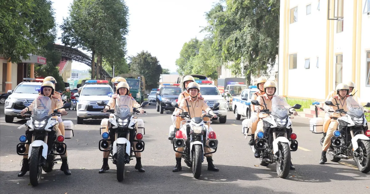 Dak Lak Provincial Police mobilize to ensure traffic safety