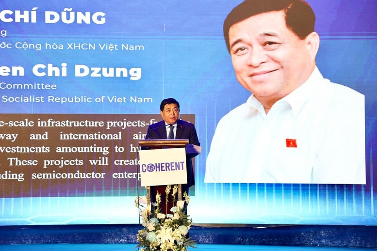 Vietnam - 'Strategic stronghold' for the world's leading technology corporations - Photo 4.