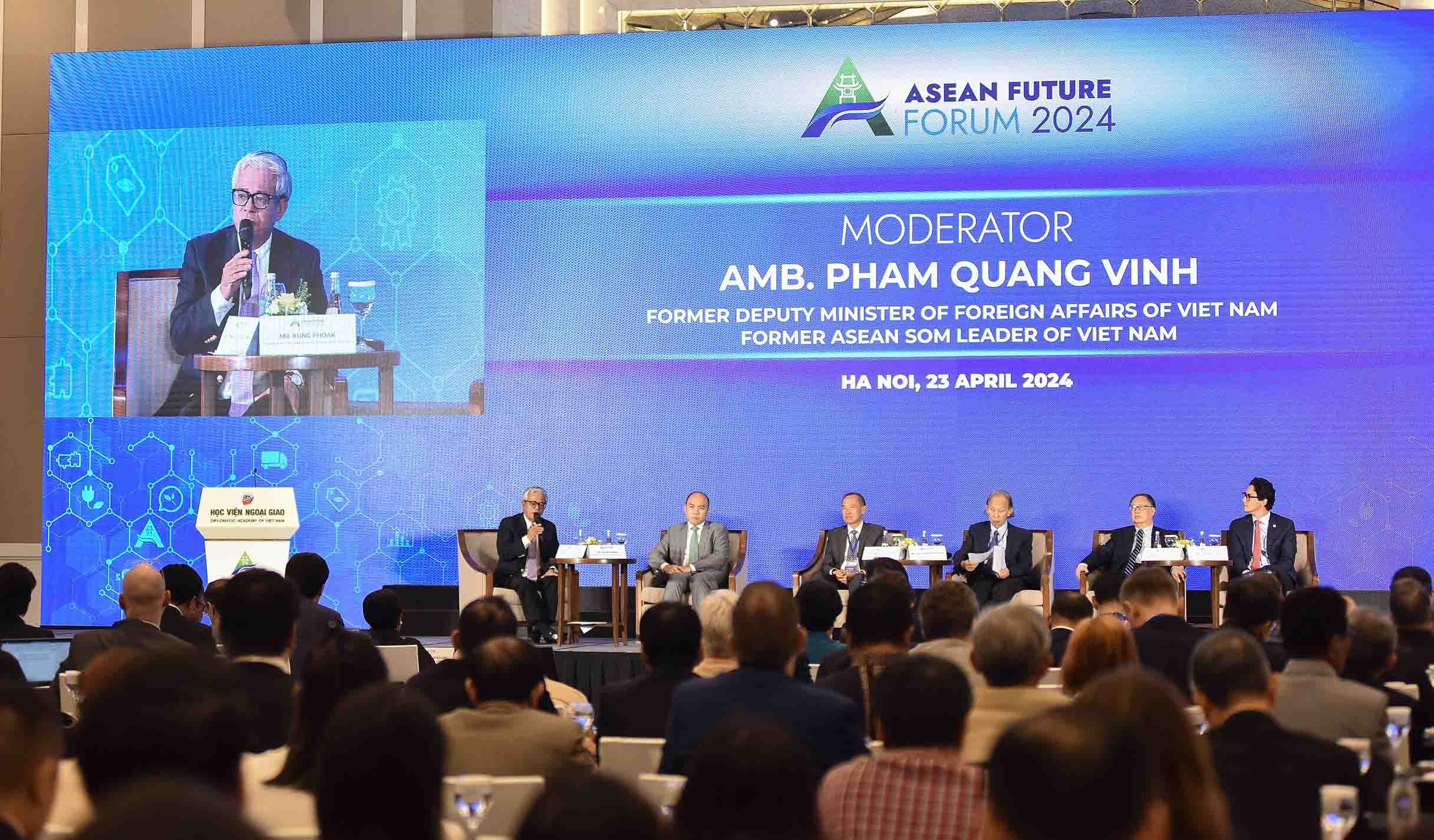 Đại sứ Phạm Quang Vinh: Bản sắc Việt Nam trên hành trình 30 năm tham gia ASEAN