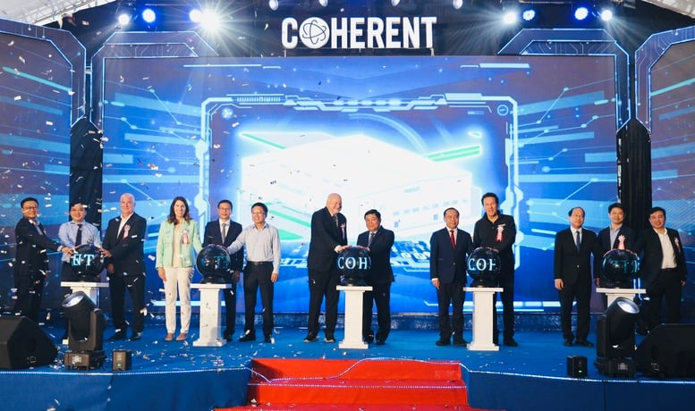 Vietnam - 'Strategic stronghold' for the world's leading technology corporations - Photo 1.
