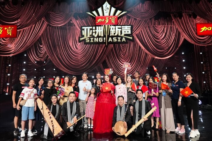 Phương Mỹ Chi thành công giúp nhạc Việt lan toả ra quốc tế.
