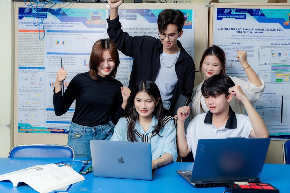 Điểm chuẩn ngành khoa học máy tính “trồi sụt” trong 3 năm qua - 3