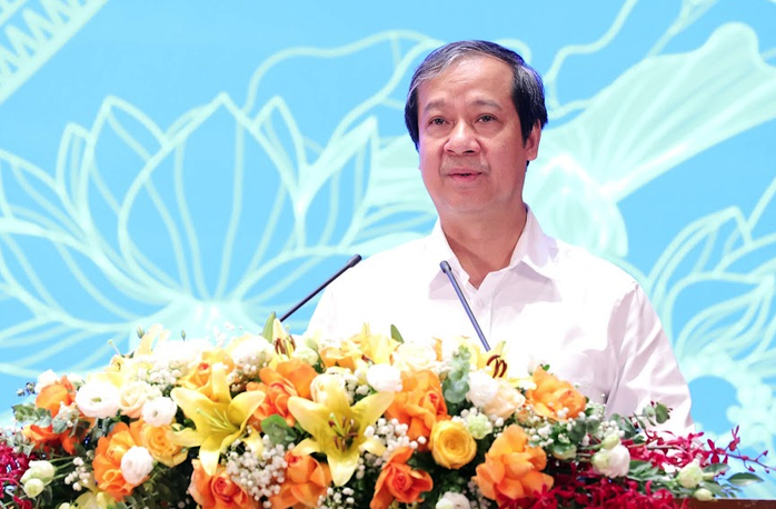 Bộ trưởng Nguyễn Kim Sơn: Ngành giáo dục đang được phó thác rất lơn - Ảnh 1.