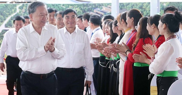 100 trường nội trú liên cấp ở biên giới - 13 tháng hành động