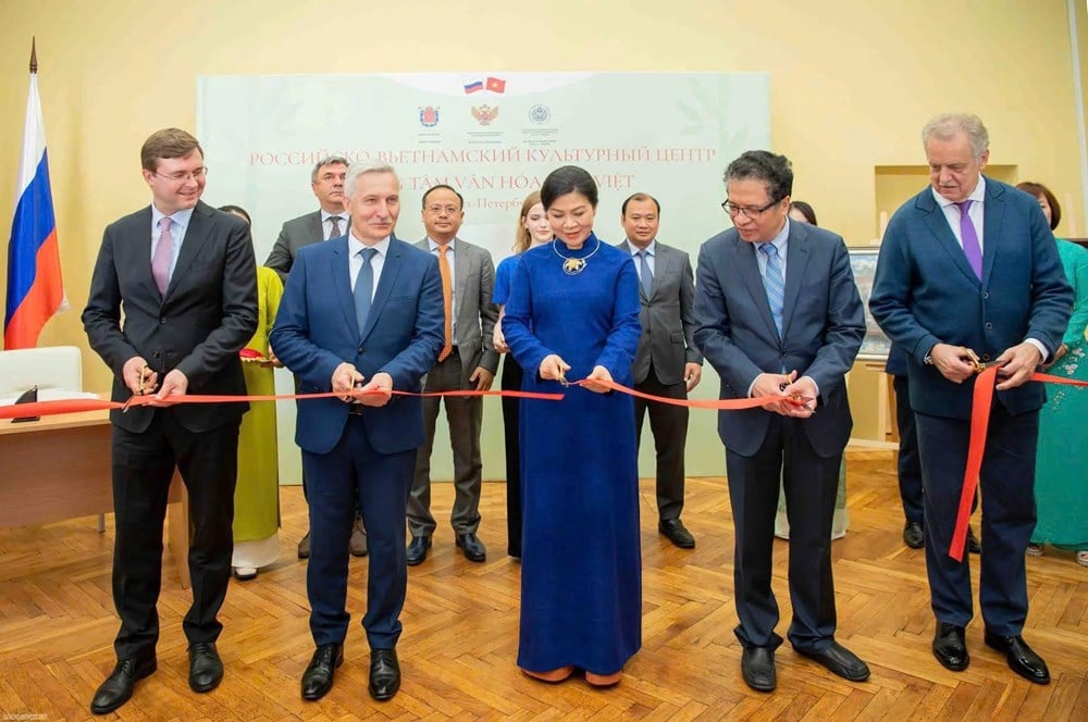 Opening of the Russian-Vietnamese Cultural Center in St. Petersburg, Russian Federation - photo 1