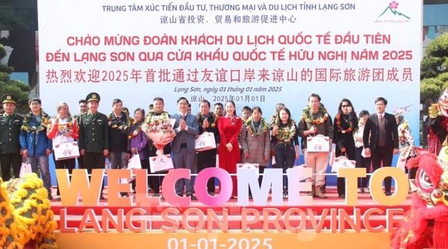 Bonne nouvelle pour les voyageurs utilisant les laissez-passer frontaliers du Vietnam avec la Chine (photo 2)
