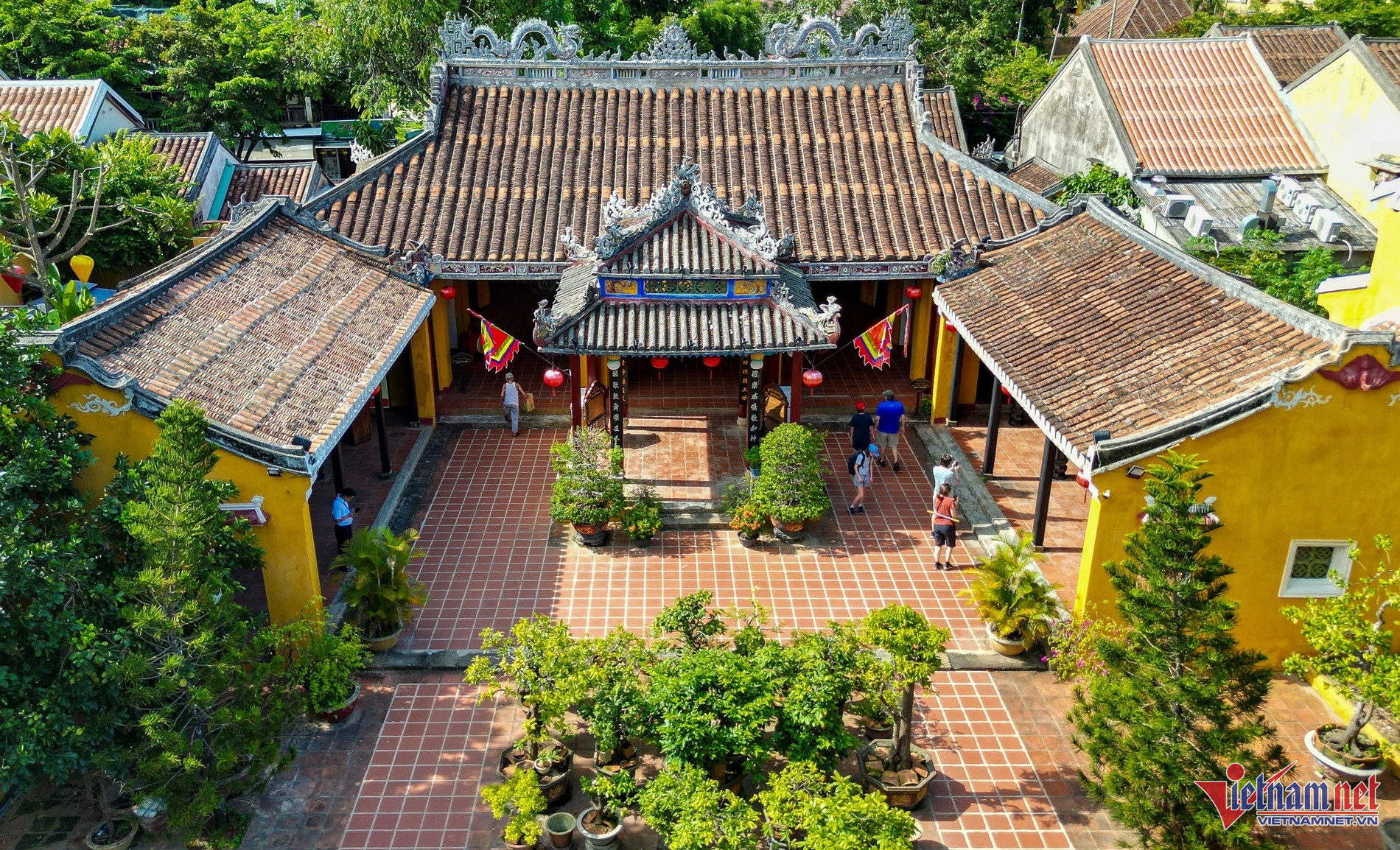 ស្ងើចសរសើរផ្ទះសហគមន៍ដែលមានអាយុកាល 500 ឆ្នាំតែមួយគត់នៅ Hoi An