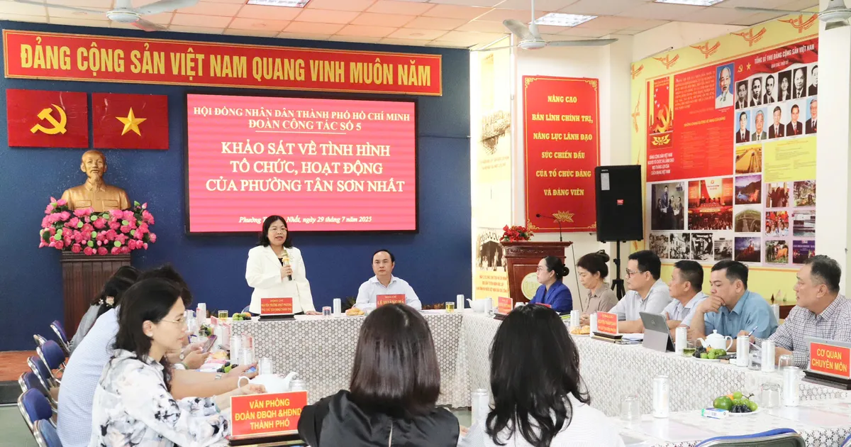 រៀបចំបុគ្គលិកដើម្បីគាំទ្រមនុស្ស និងអាជីវកម្មនៅក្នុងវួដ