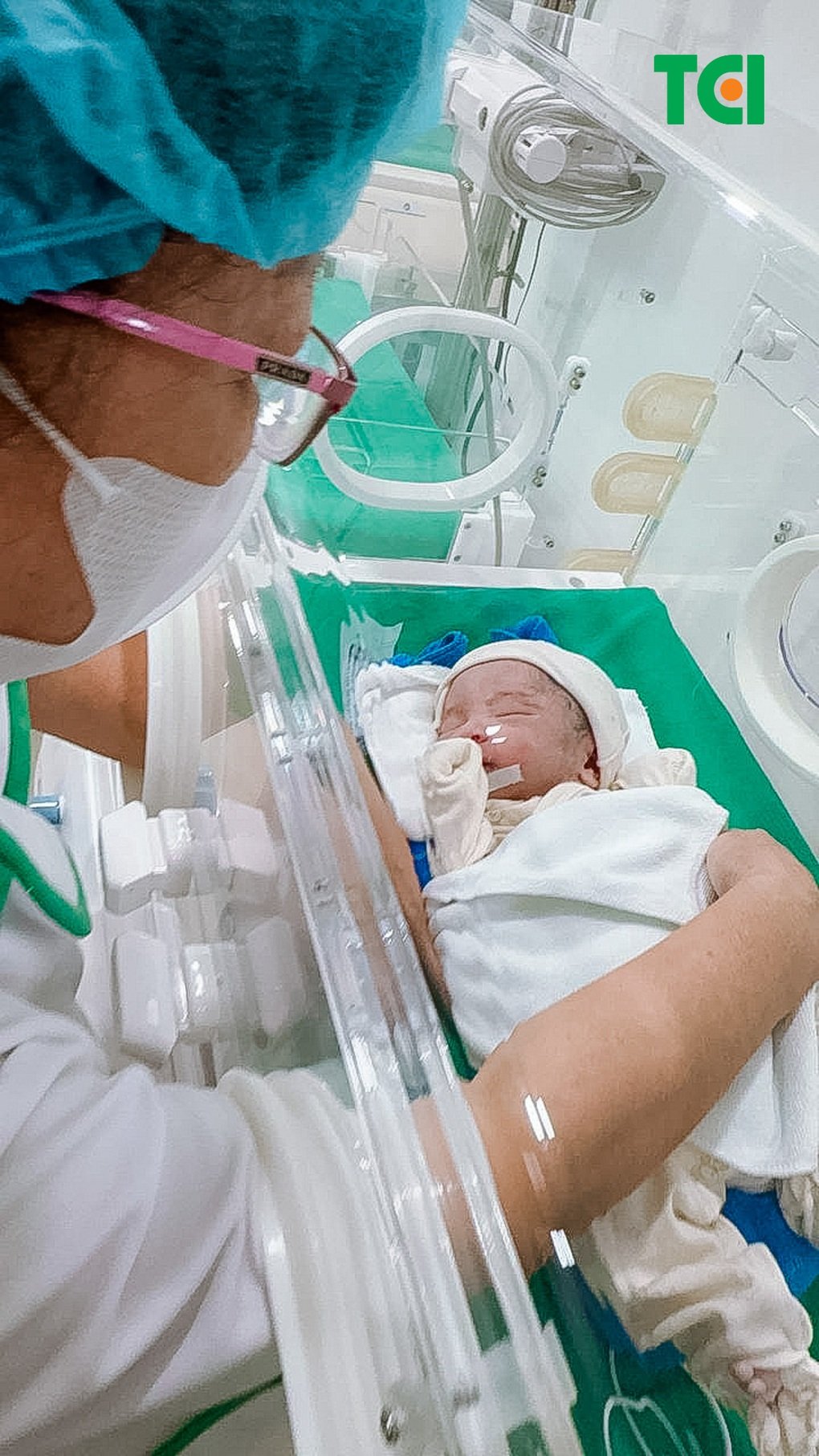 Cứu sống sản phụ bị vỡ tử cung do tai nạn giao thông - 3