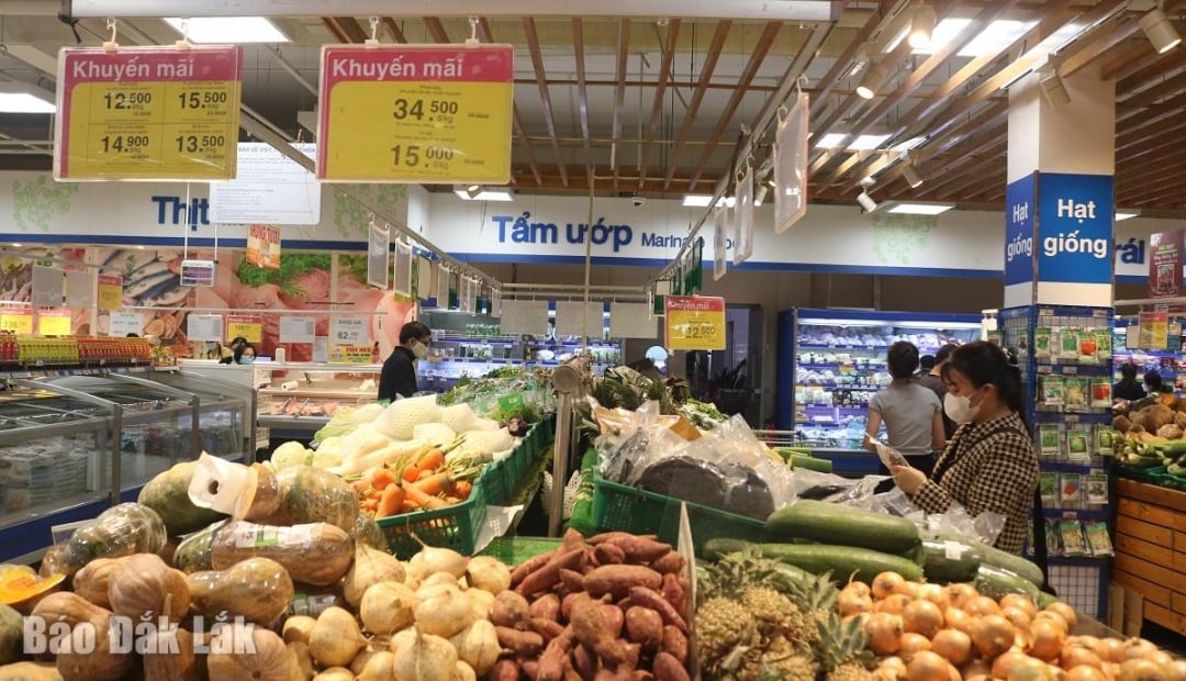 ផ្សារទំនើបក្នុងខេត្តតែងតែរៀបចំកម្មវិធីផ្សព្វផ្សាយដើម្បីជំរុញការទិញទំនិញរបស់អតិថិជន។ (រូបភាព​គំនូរ)