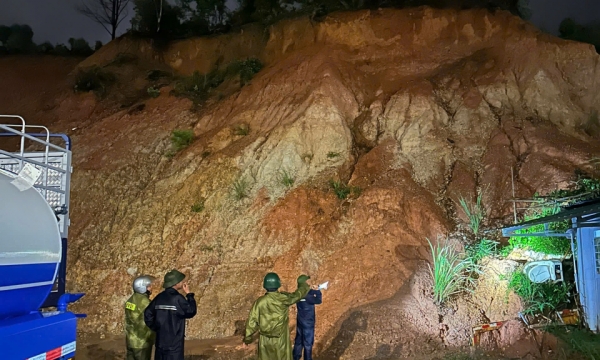 Không để bị động, bất ngờ trong phòng, chống thiên tai