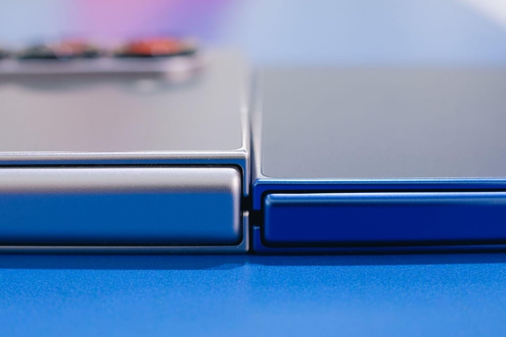 Galaxy Z Fold7 thuyết phục cả người dùng cũ lẫn mới nhờ loạt nâng cấp rõ rệt - 2