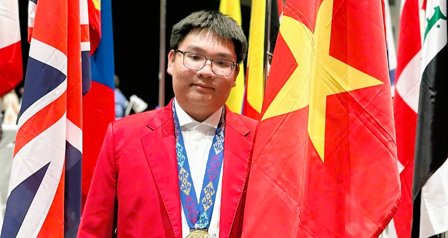Nam sinh lớp 11 Hà Nội giành Huy chương Vàng Olympic Sinh học quốc tế năm 2025