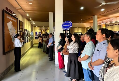 បុគ្គលដែល "ដកដង្ហើមជីវិត" ទៅក្នុងរឿងប្រវត្តិសាស្ត្រ