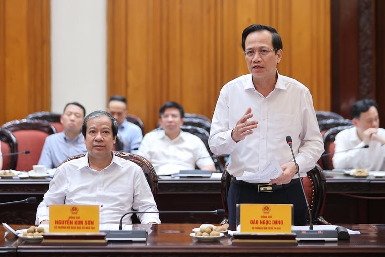 Trường học vùng biên: Cần cơ chế đặc thù, huy động toàn dân- Ảnh 1.