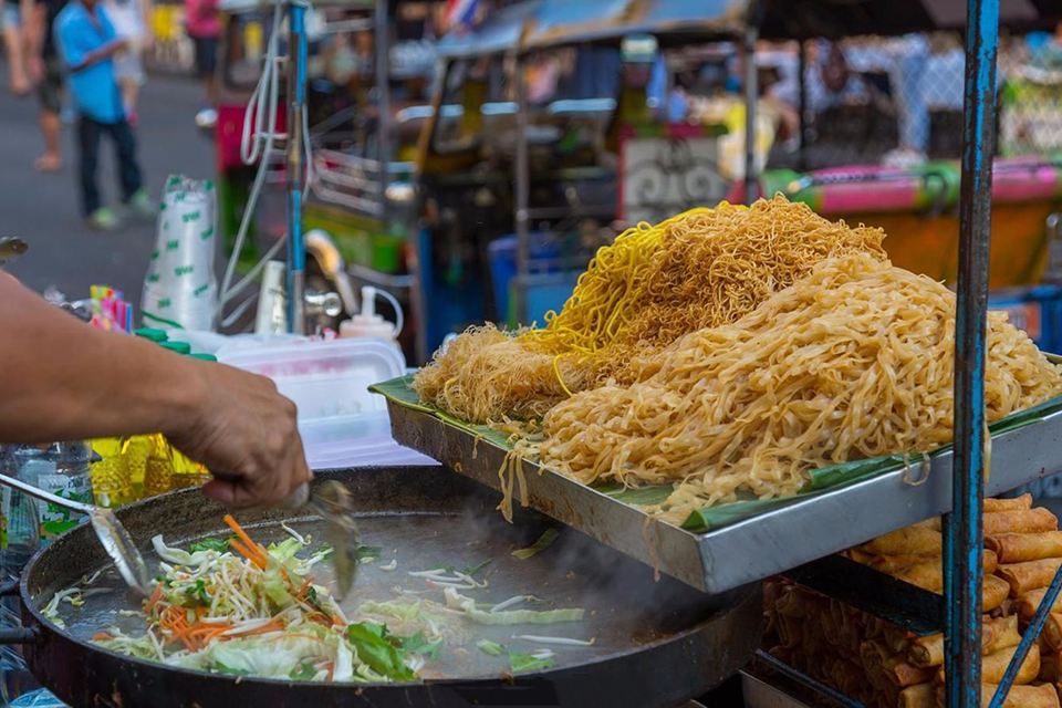 Tết đi du lịch Bangkok nên ăn gì? Khám phá 5 món ngon nhất không thể bỏ lỡ