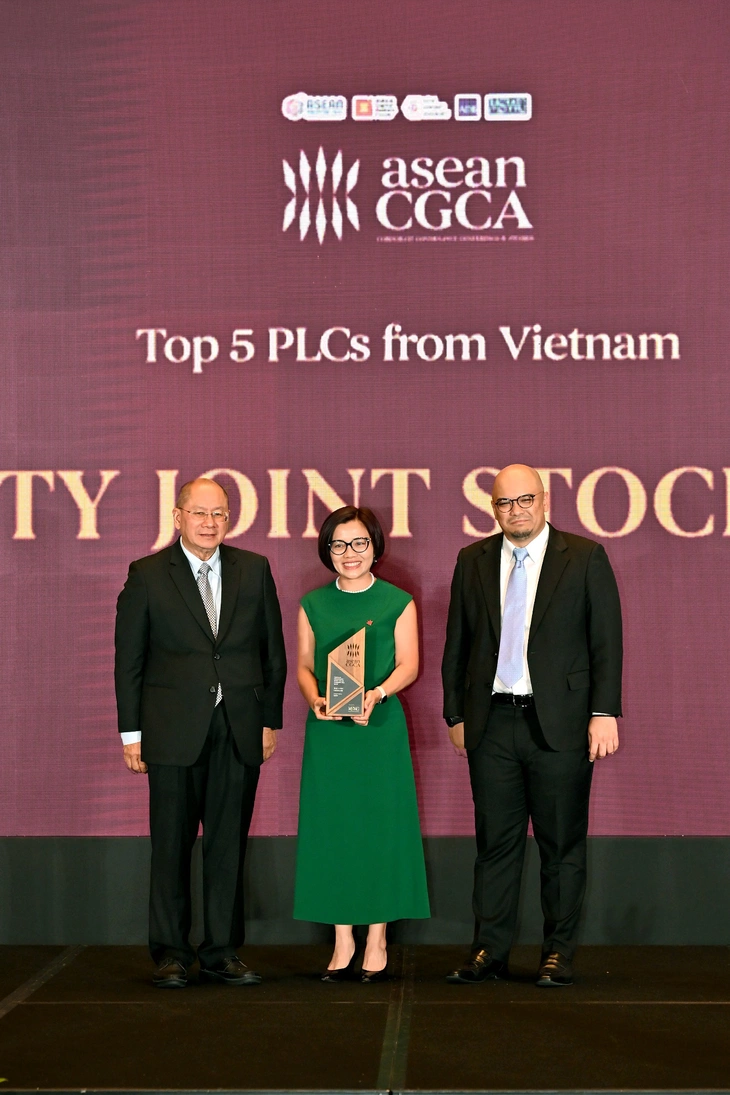 vpbank-khang-dinh-dang-cap-voi-giai-thuong-quan-tri-toan-cau.webp
