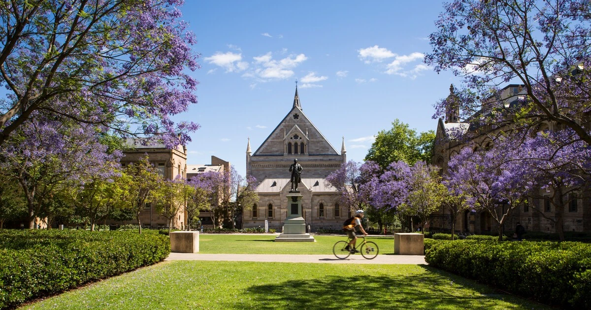 សាកលវិទ្យាល័យ Adelaide: រូបតំណាងការអប់រំសកលថ្មីរបស់ប្រទេសអូស្ត្រាលី