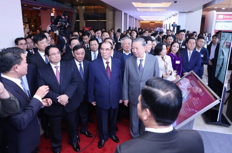 Agribank tăng tốc chuyển đổi số, nâng tầm quản trị,  phát huy vai trò chủ lực 'Tam nông'- Ảnh 2.