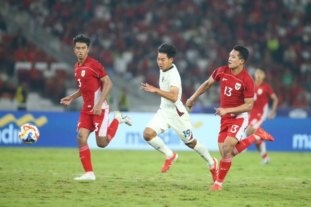 Thú vị: HLV Kim Sang-sik đối đầu học trò cũ ở U.23 Indonesia,  anh là ai?- Ảnh 1.